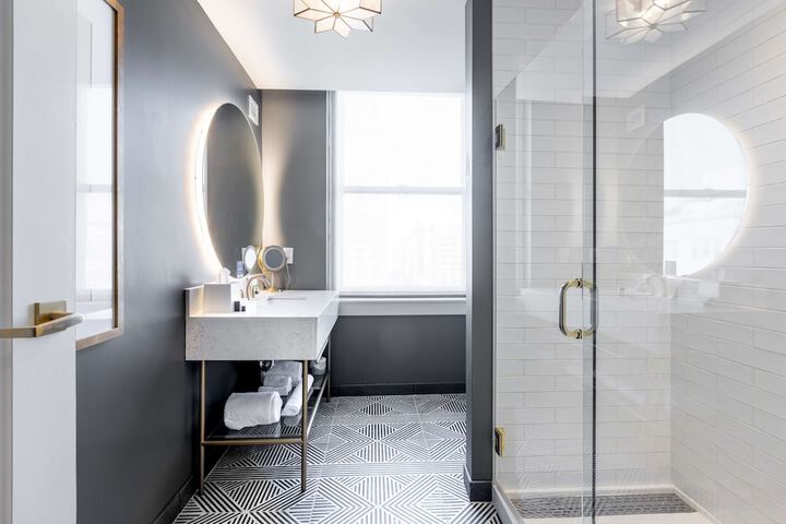 Bathroom shower