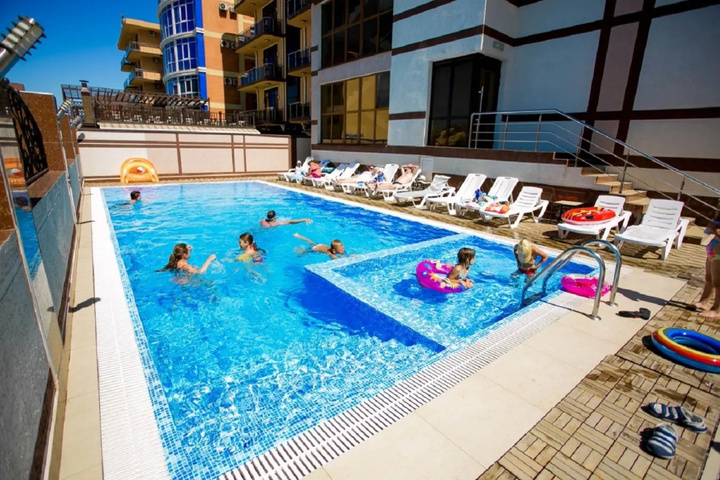 HOTEL VENERA 4