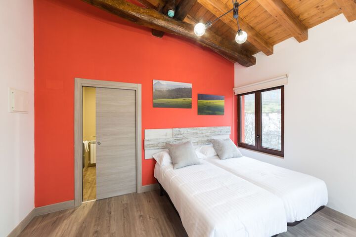 Room 9 of 50
