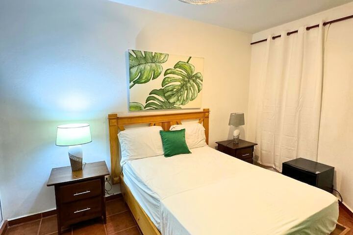 Room 45 of 150