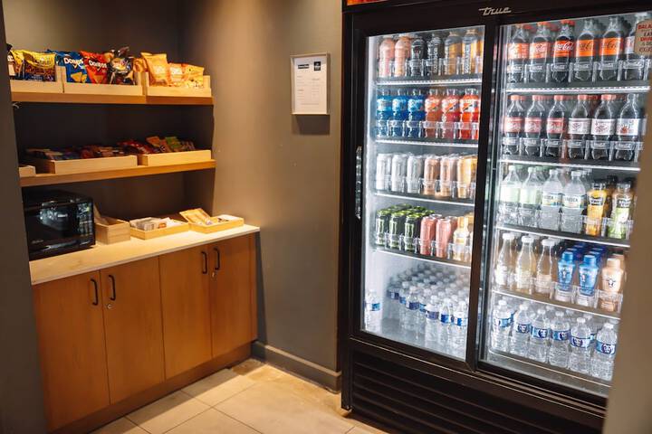 Snack bar