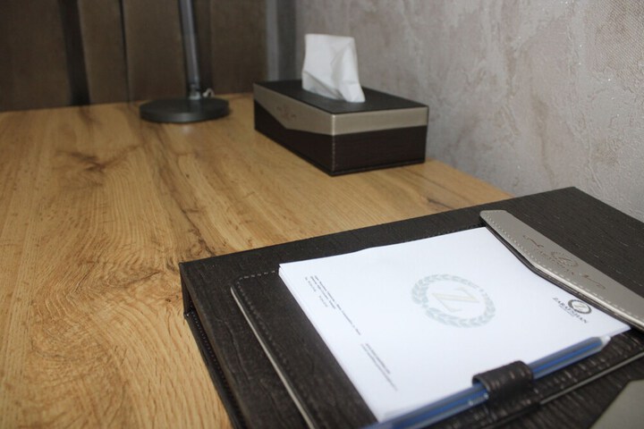 Room 4 of 49