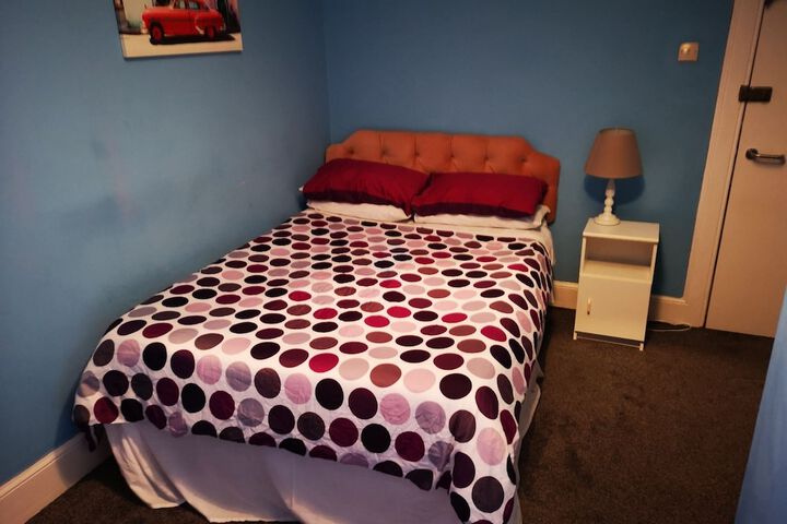 Room 5 of 30