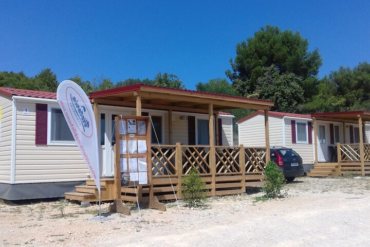 Victoria Mobilehome Jezera Village