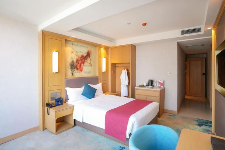 Room 20 of 59