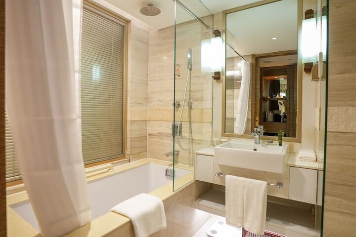 Bath Interior