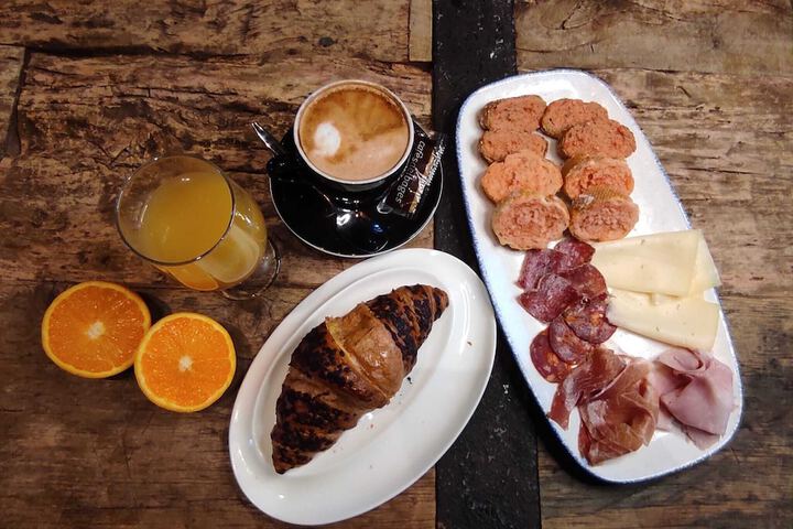 Breakfast/Coffee Service 44 of 56