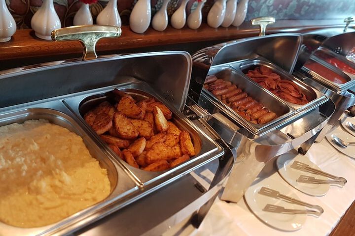 Breakfast/Coffee Service 52 of 64