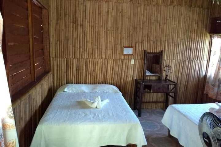 Room 12 of 43