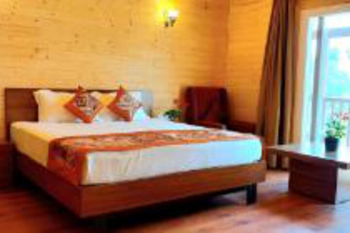 Room 2 of 23