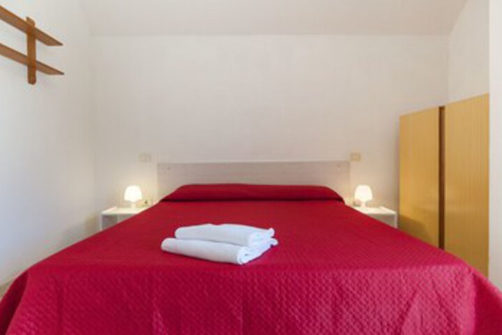 Room 22 of 73