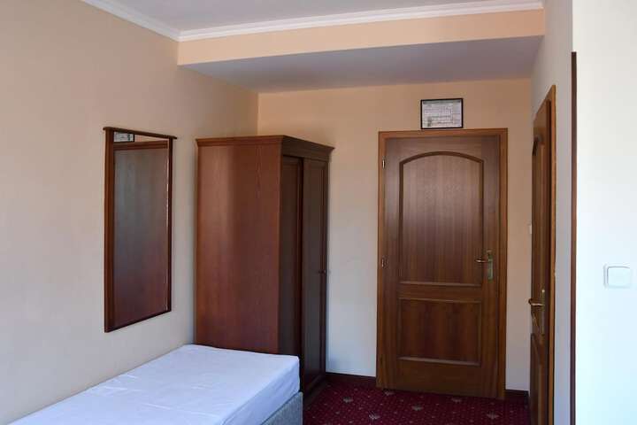 Room 21 of 59