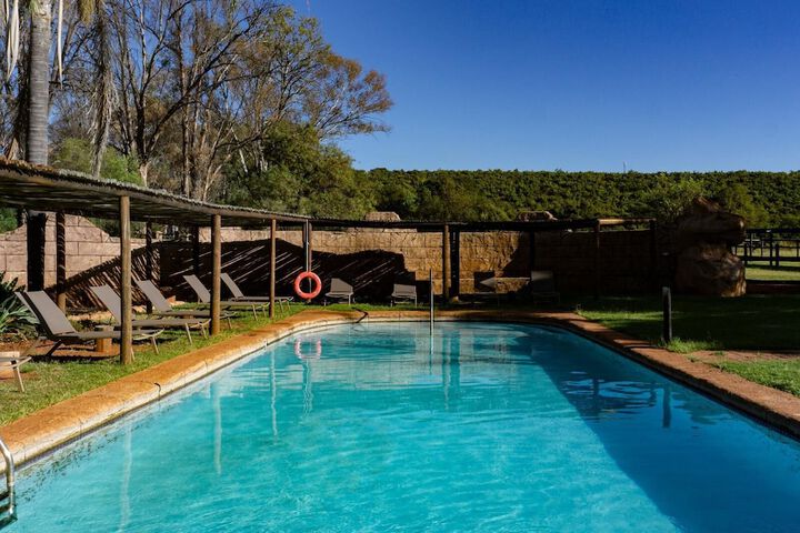 Pool 116 of 198
