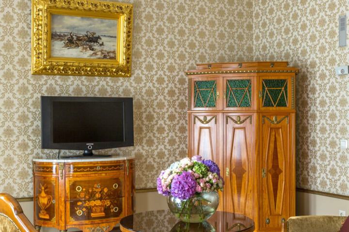 Room 97 of 142