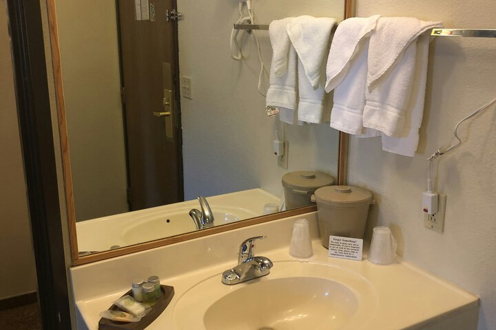 Room 38 of 38