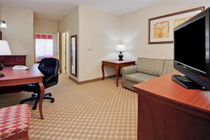 Room 8 of 12