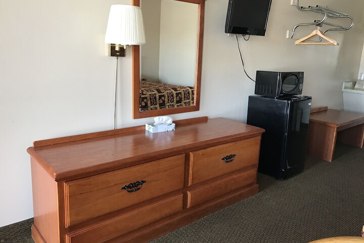 Room 18 of 20