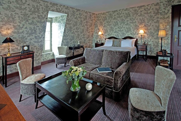 Room 12 of 61