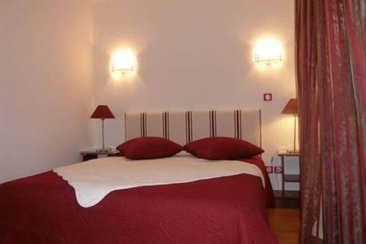 Room 6 of 47