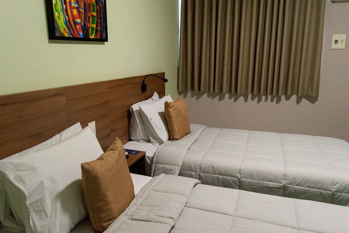 Room 9 of 47