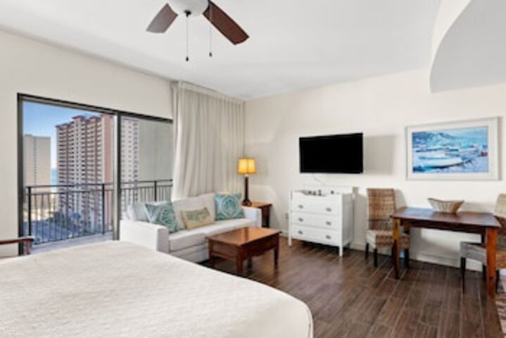 Room 10 of 444