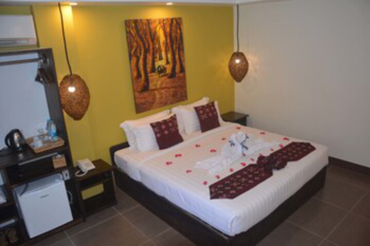 Room 20 of 32