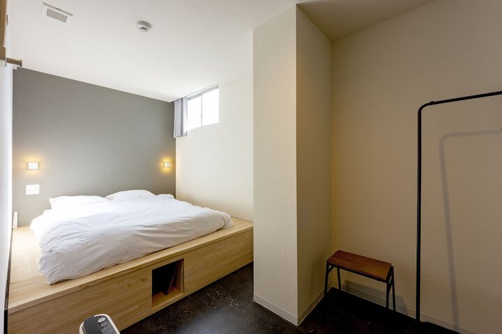 Room 4 of 56