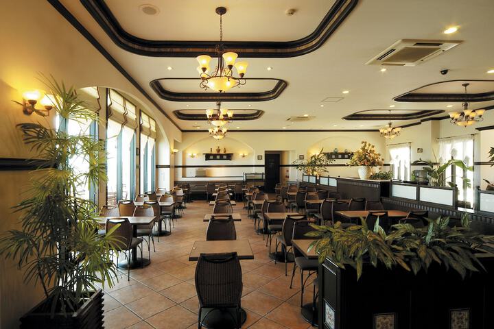 Dining 59 of 97