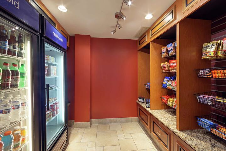 Snack bar