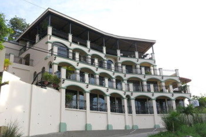 Hotel 34 of 64