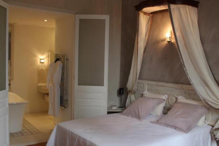 COTE LOURMARIN