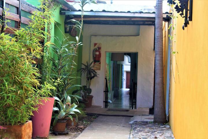 Las Mañanitas Casa Hotel