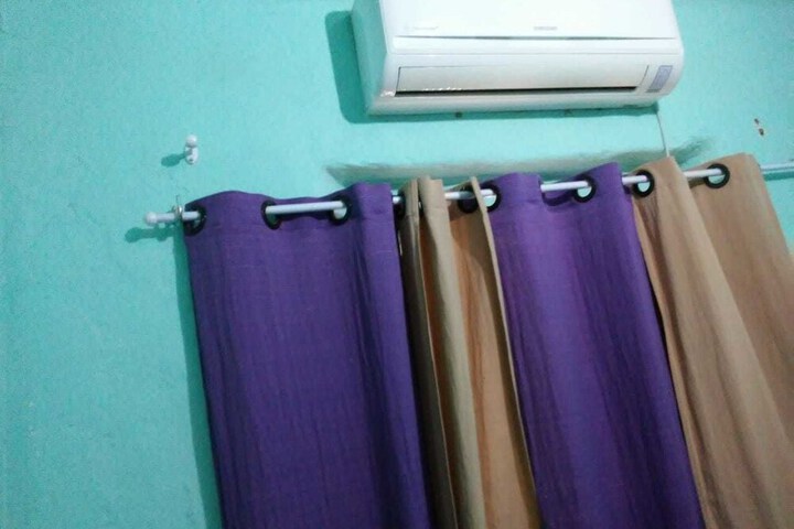 Room 2 of 23