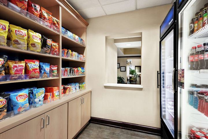 Snack bar