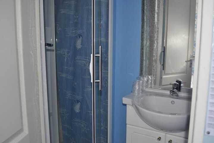 Room 35 of 59
