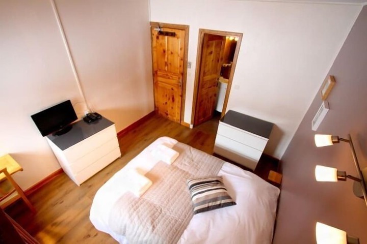 Room 15 of 92