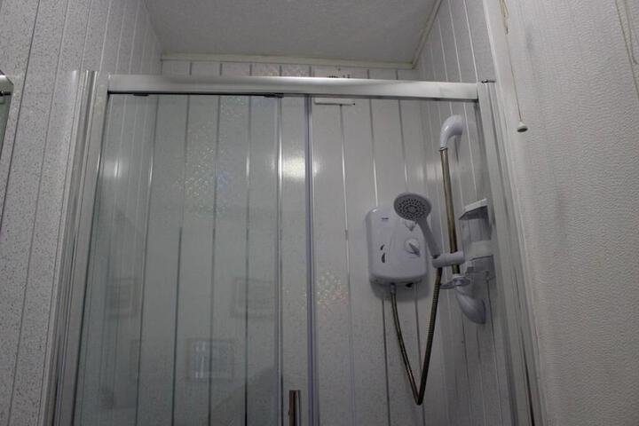 Room 75 of 106