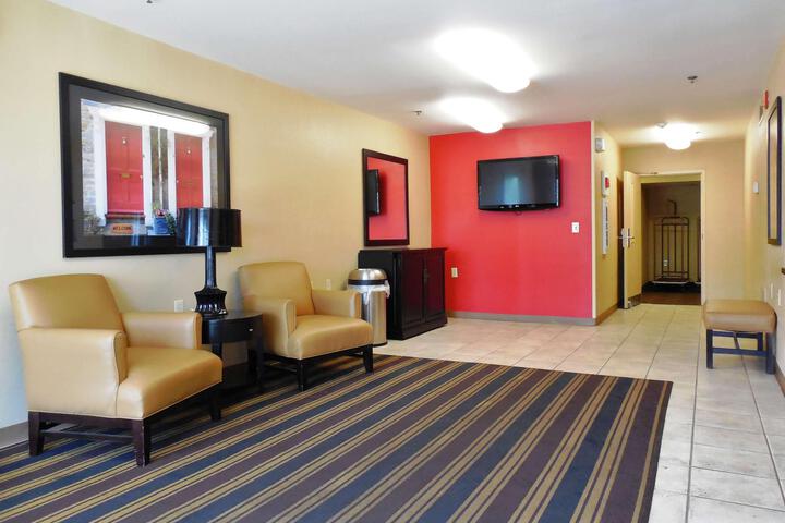 Guest Lobby
