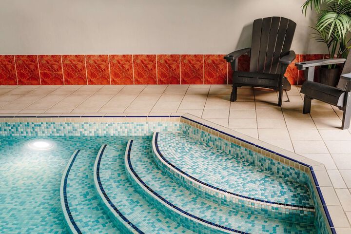 Pool 58 of 157