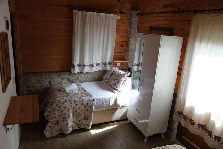 Room 19 of 70