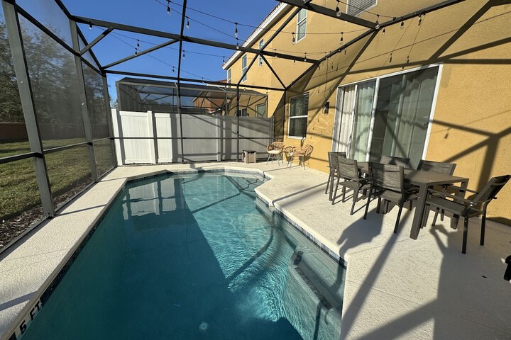 Pool 37 of 65