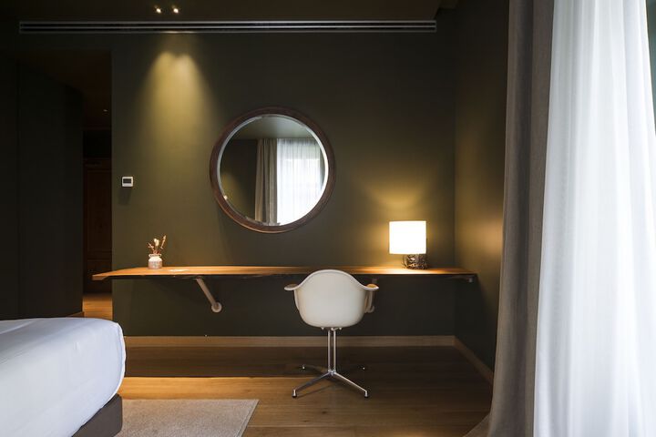 Room 40 of 90