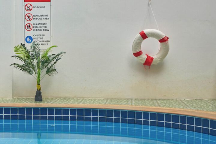 Pool 109 of 136