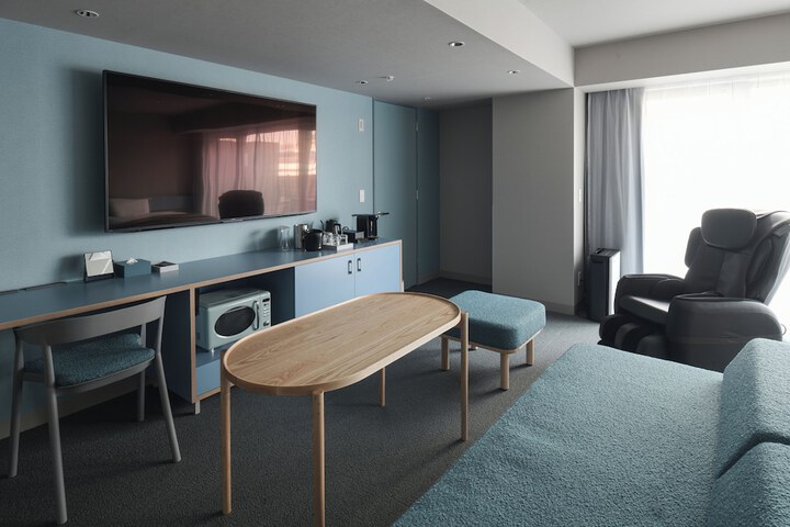 Room 8 of 52