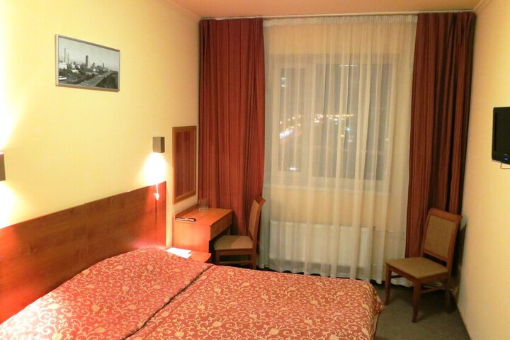 Room 6 of 41
