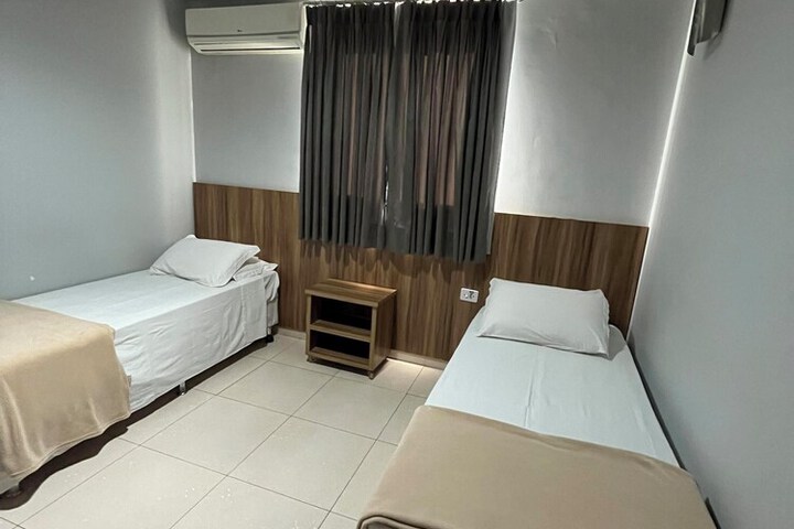 Room 20 of 40