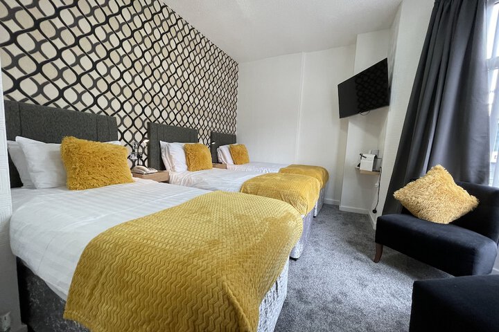 Room 15 of 84
