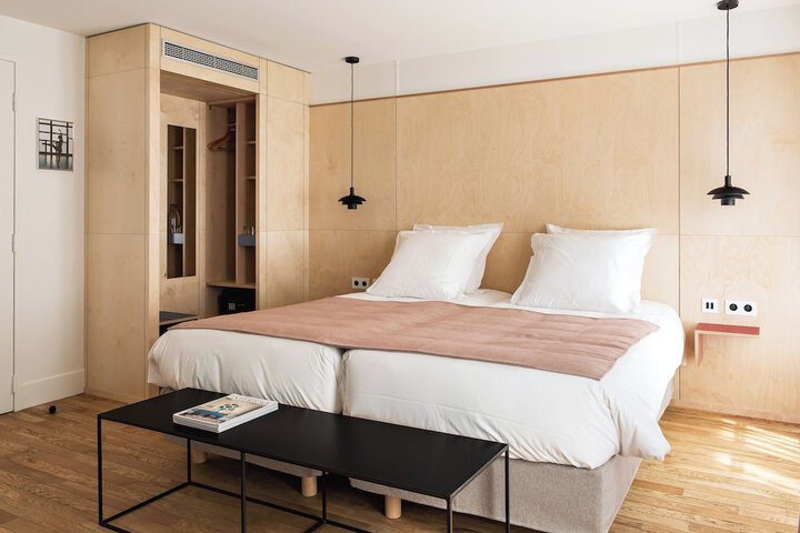 Room 34 of 64