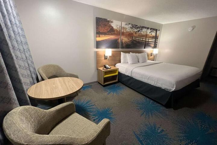 2 Double Beds (15 of 15)