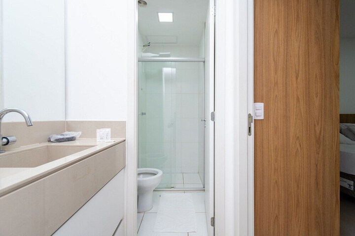 Room 8 of 19